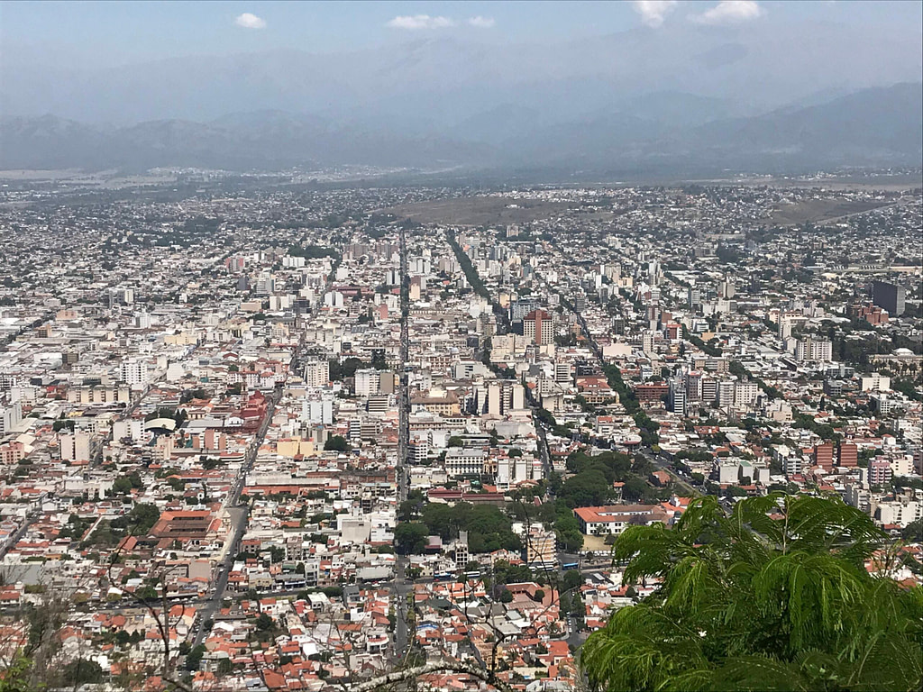 Vue panoramique sur Salta
